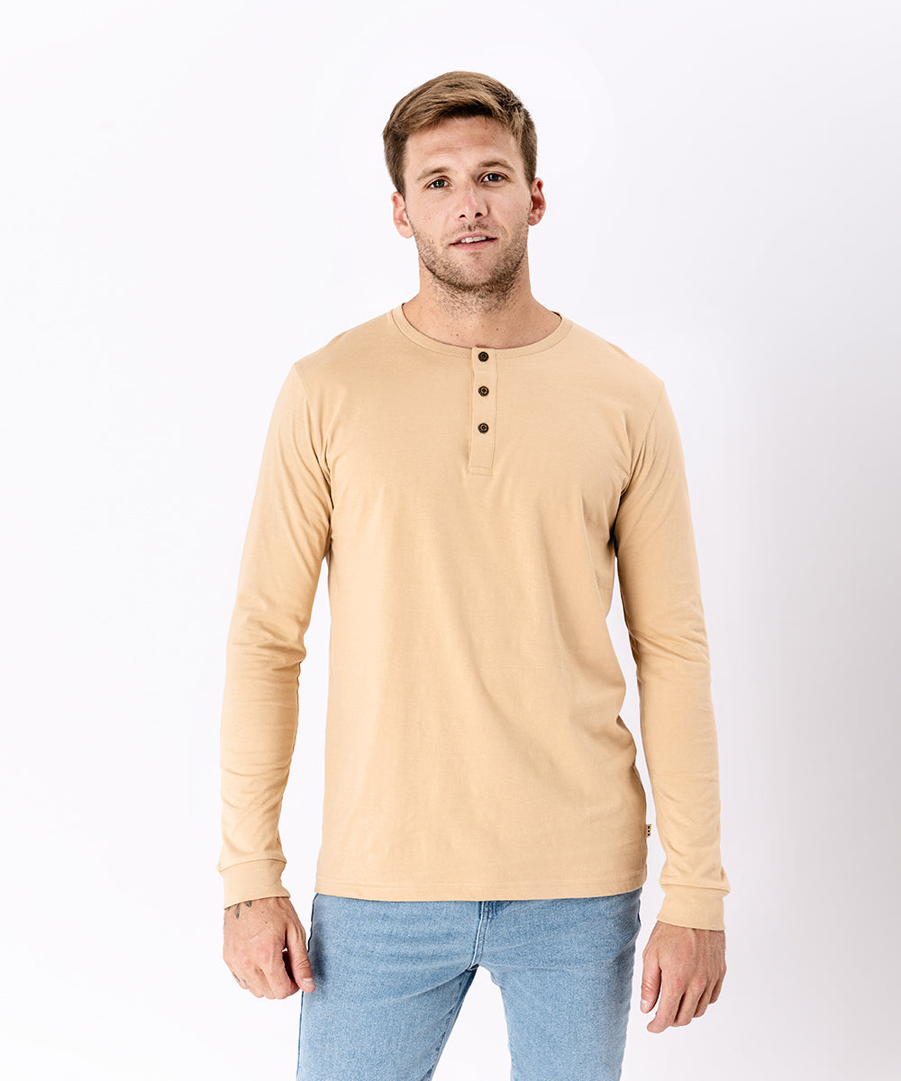 POLO MANGA LARGA HENLEY OI23 BEIGE – MBO
