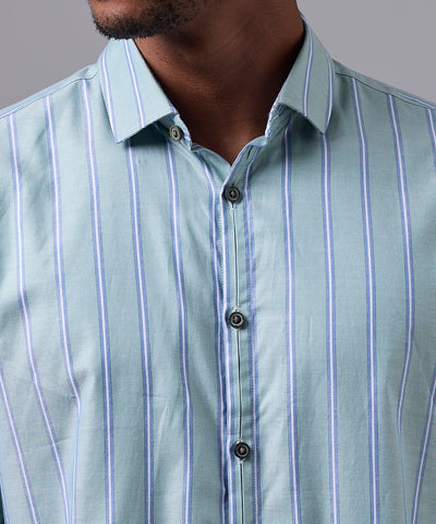 CAMISA MANGA LARGA PECHERA OJAL CLASSIC FIT VERDE RAYAS OI25
