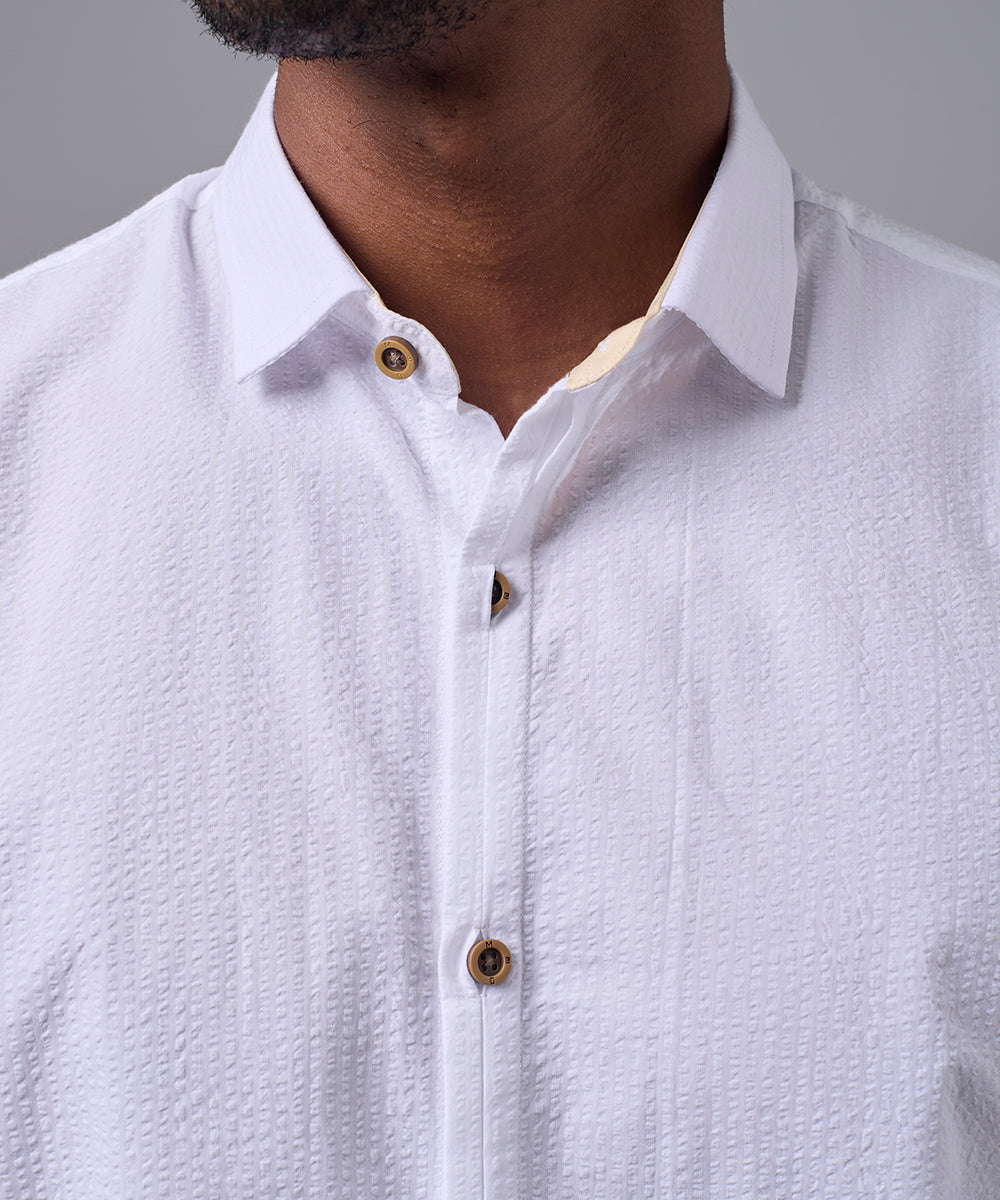CAMISA MANGA CORTA PECHERA OJAL CLASSIC FIT BLANCO OI25