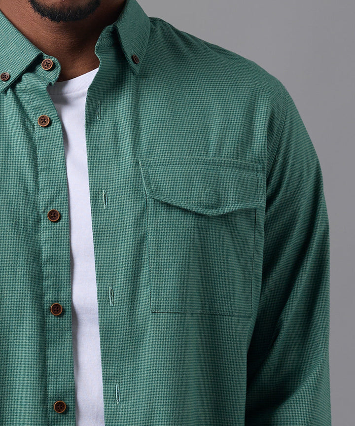 CAMISA MANGA LARGA FRANELA CUELLO B. DOWN CLASSIC FIT VERDE OI25