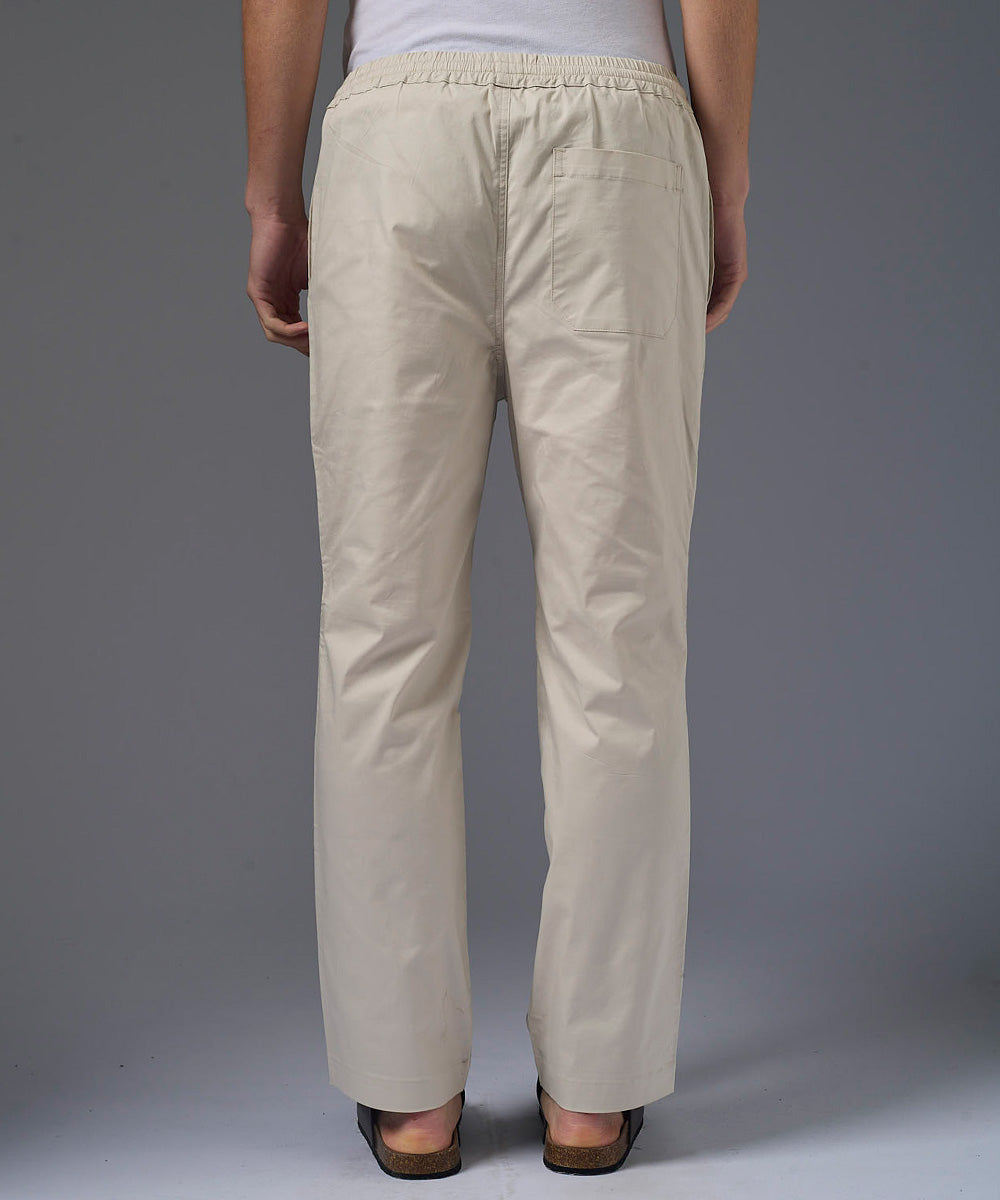 PANTALON TAFETA BAGGY CON PLIEGUES CLASSIC FIT HUESO PV26