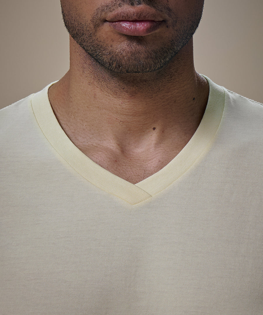 Polo Básico Cuello V