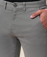 Pantalón Drill Flat Front Slim Fit