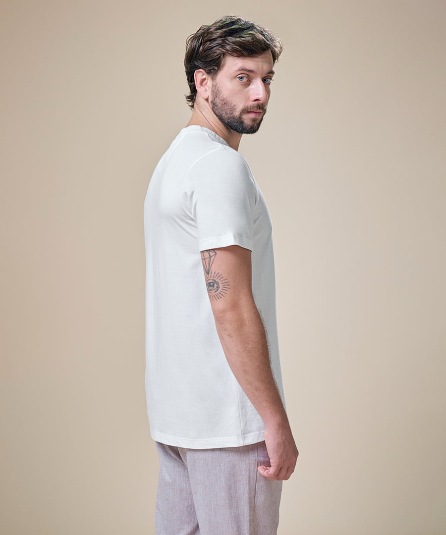 Polo Jersey Cuello Rectilíneo con Bordado