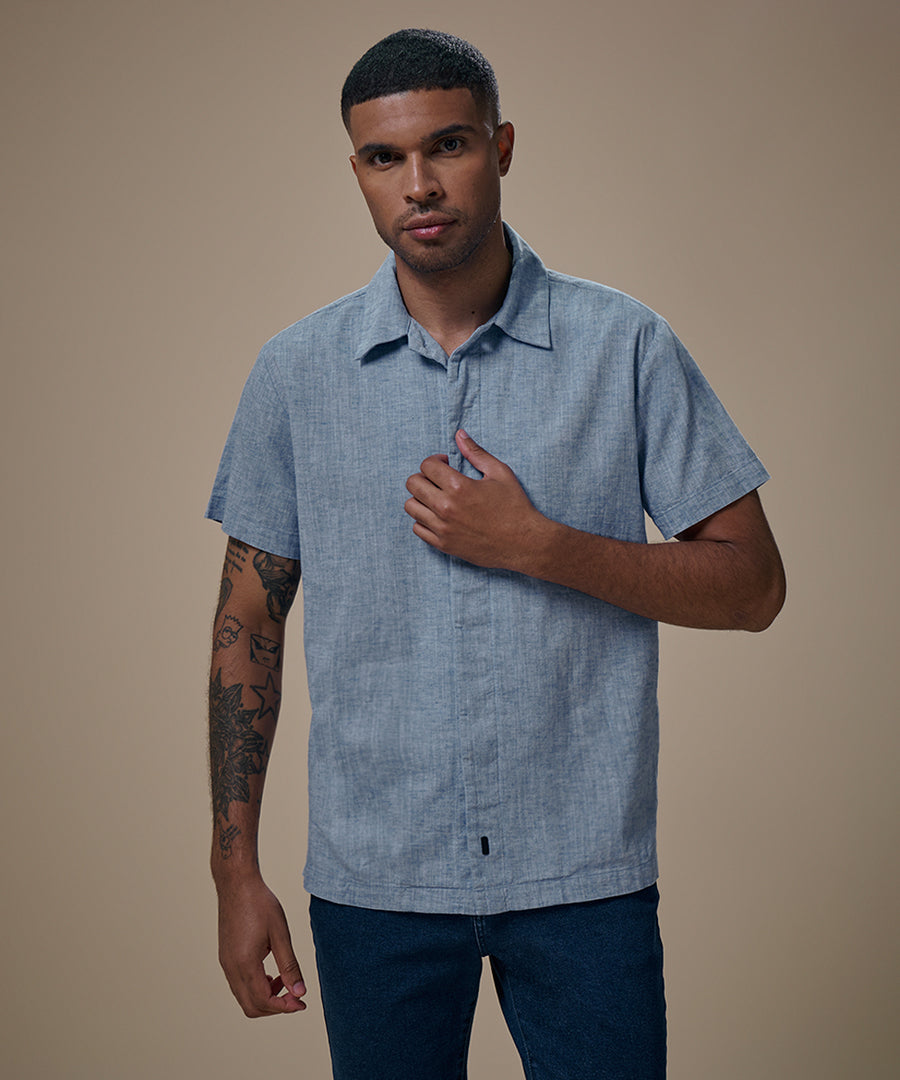 Camisa Look Lino Cuello Spread Pechera Oculta
