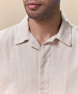 Camisa Look Lino Cuello Spread Pechera Oculta
