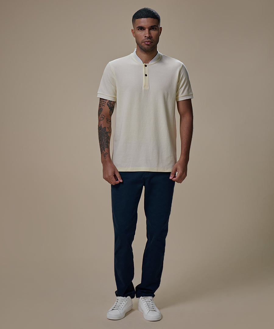 Polo Piqué Cuello Nerú Rectilíneo