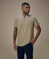 Polo Piqué Cuello Nerú Rectilíneo