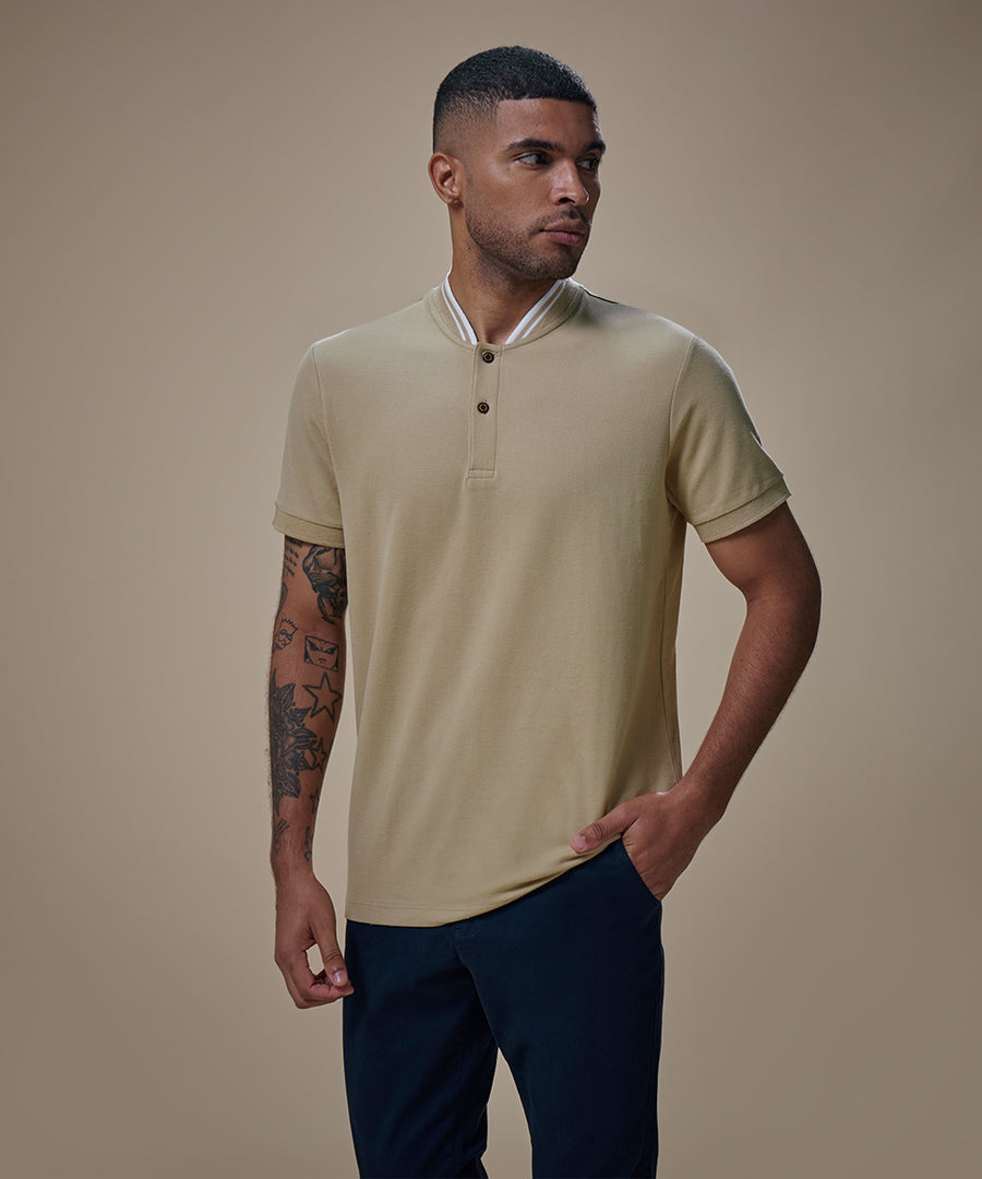 Polo Piqué Cuello Nerú Rectilíneo