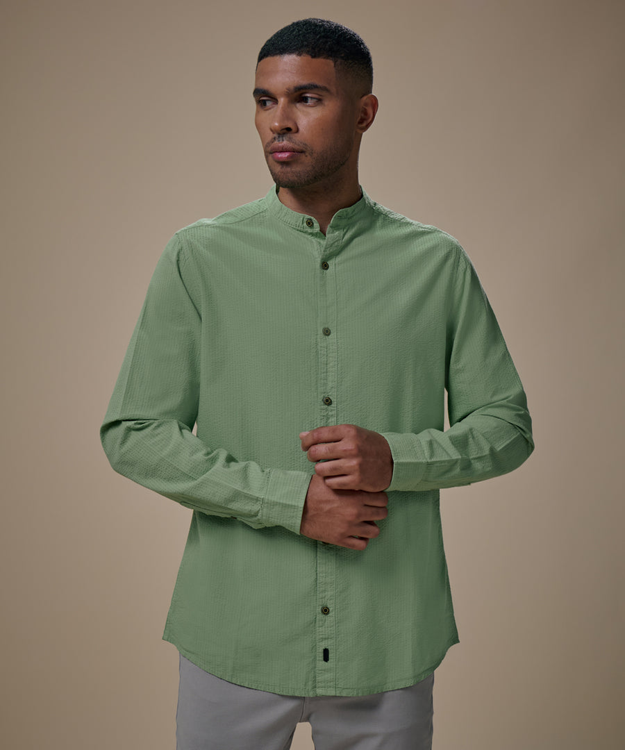Camisa Seersucker Cuello Nerú Classic Fit