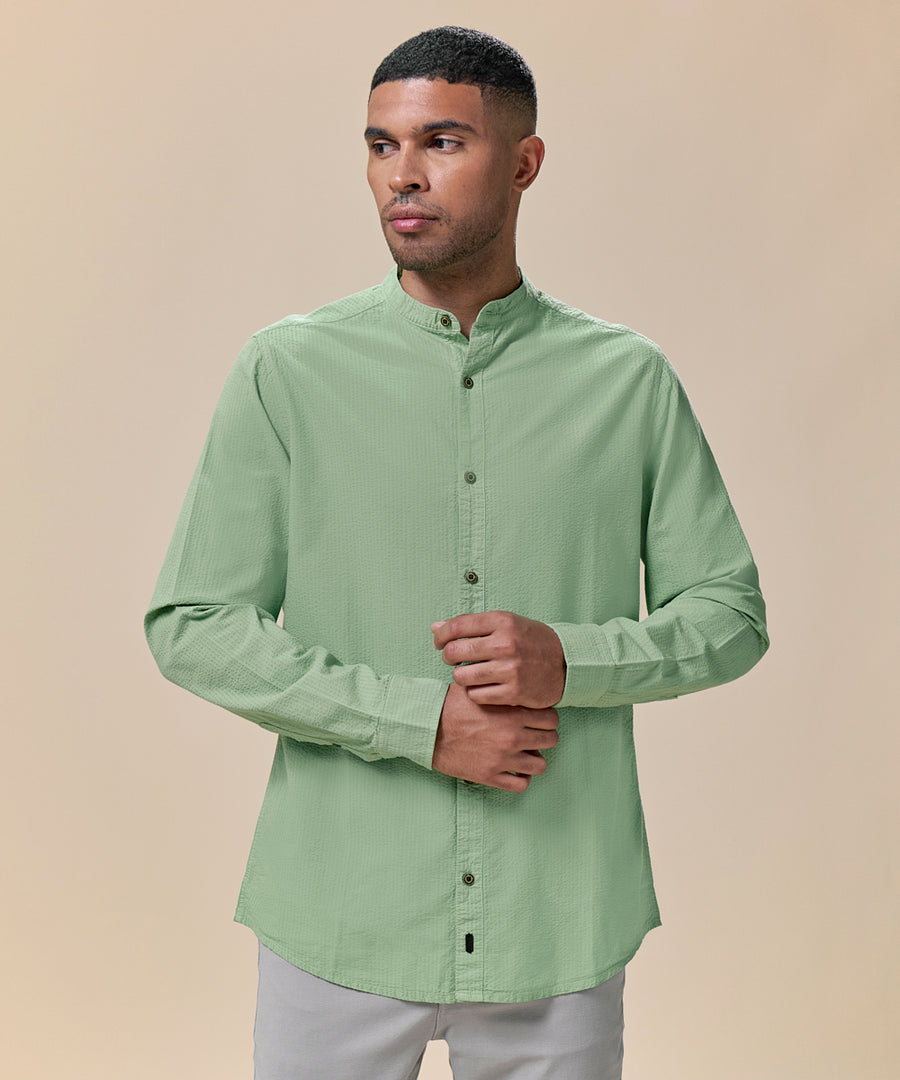 Camisa Seersucker Cuello Nerú Classic Fit