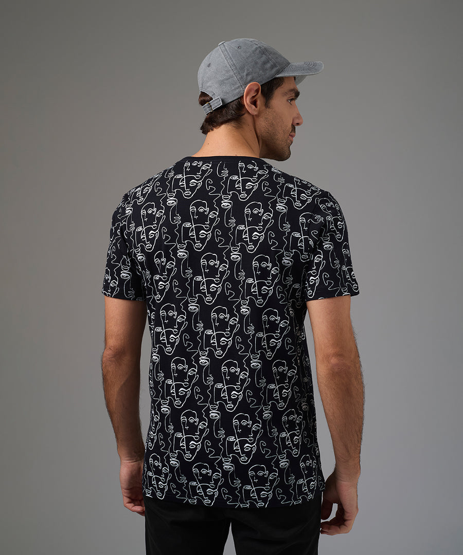 GORRA CON VISERA GRIS