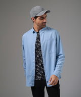 CAMISA MANGA LARGA DENIM CON BOLSILLO LAPICERO CLASSIC FIT CELESTE PV26