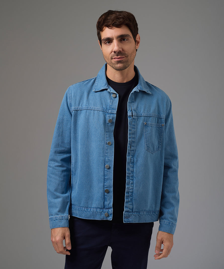 CASACA DENIM PECHERA OJAL SOBRETEÑIDO CELESTE PV26