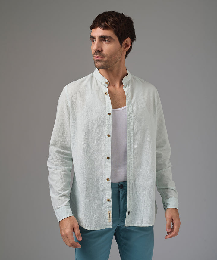 CAMISA MANGA LARGA SEER SUCKER CUELLO NERU CLASSIC FIT CELESTE CLARO PV26
