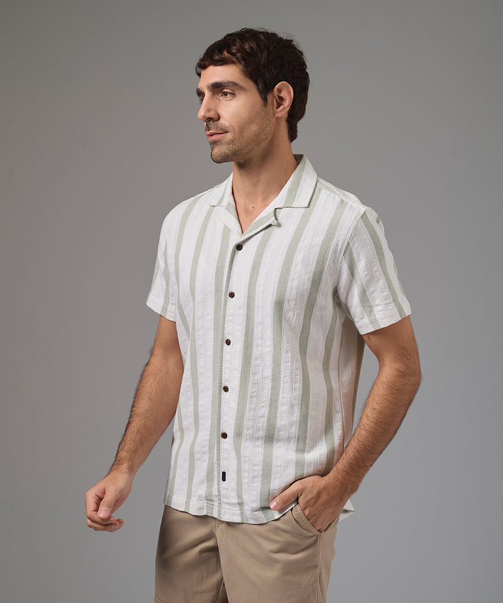 CAMISA MANGA CORTA CALADA CUELLO RESORT CLASSIC FIT VERDE CLARO PV26
