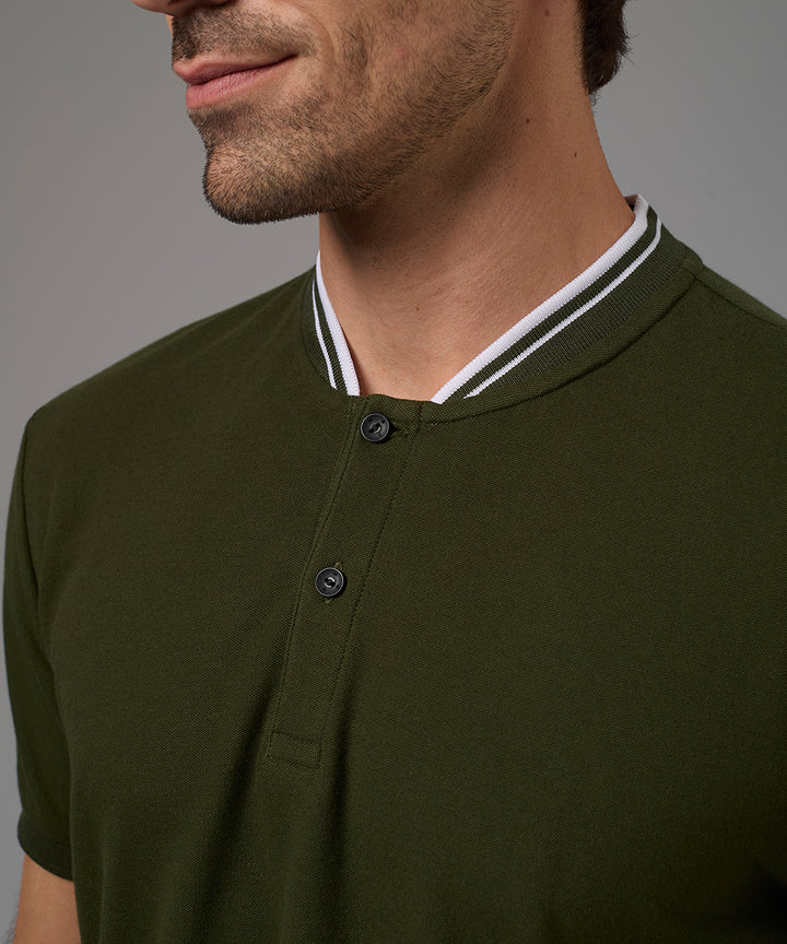 POLO MANGA CORTA PIQUE CUELLO NERU RECTILINEO VERDE PV26