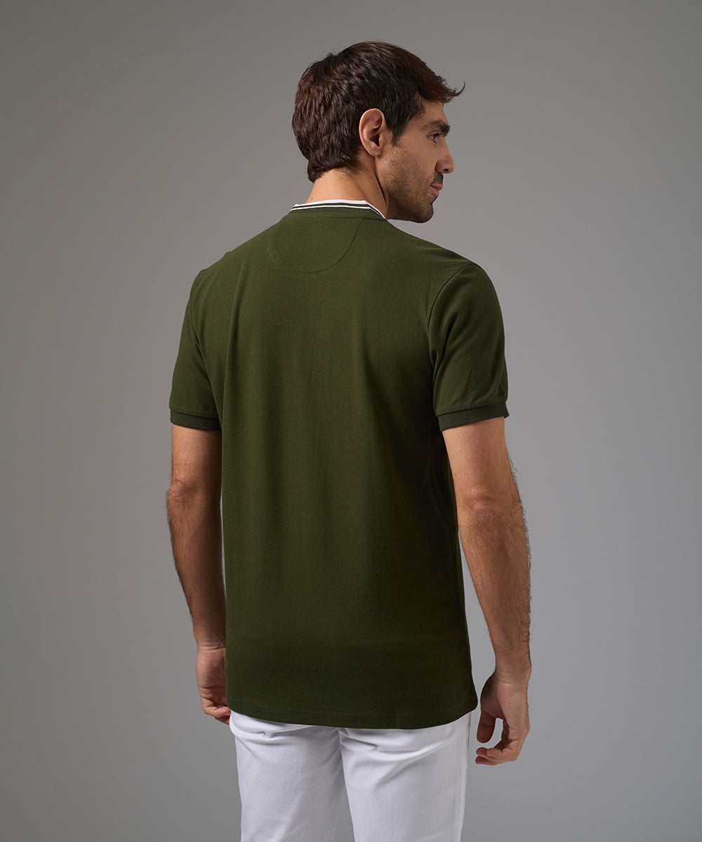 POLO MANGA CORTA PIQUE CUELLO NERU RECTILINEO VERDE PV26