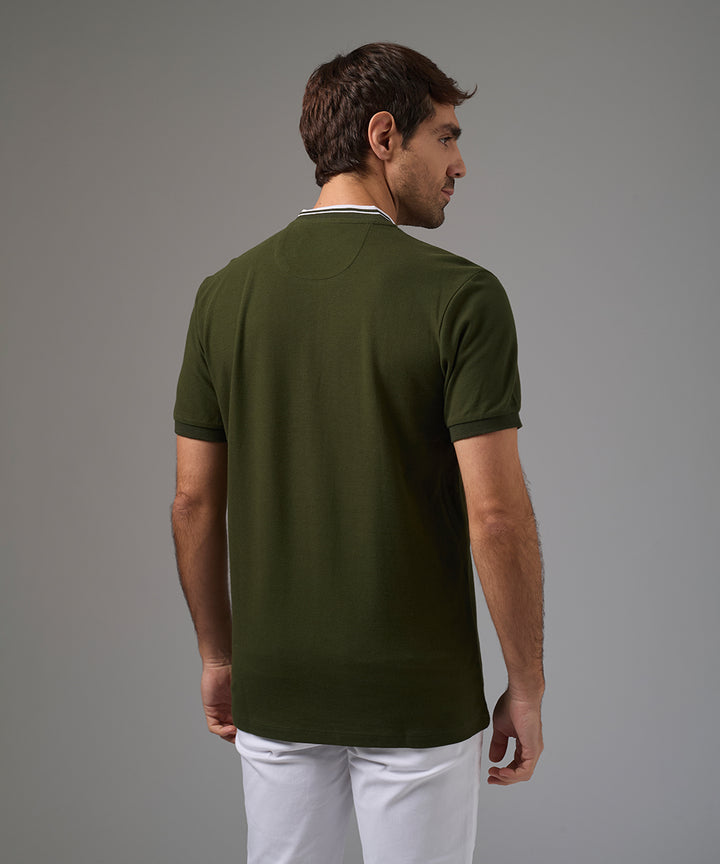 POLO MANGA CORTA PIQUE CUELLO NERU RECTILINEO VERDE PV26