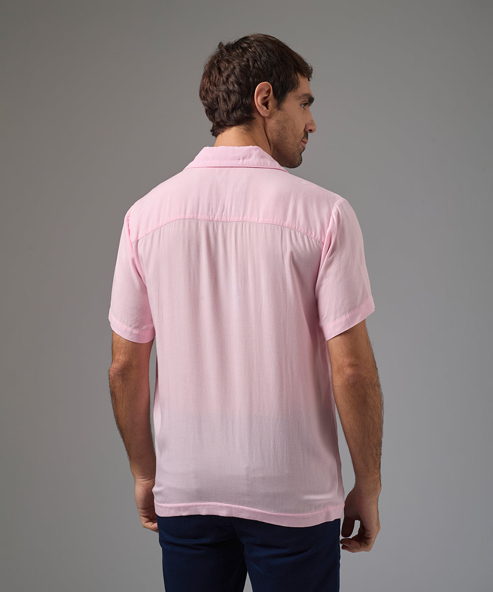 CAMISA MANGA CORTA CUELLO RESORT CLASSIC FIT ROSA PV26