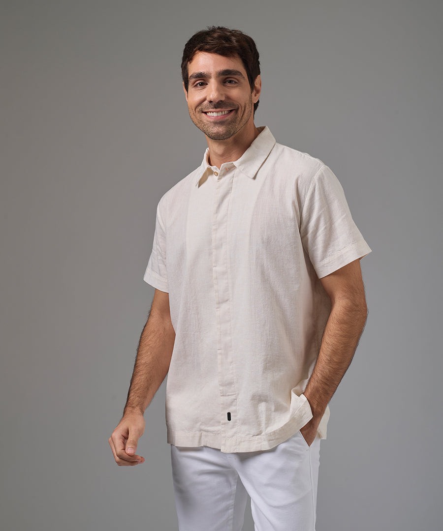 CAMISA MANGA CORTA LOOK LINO PECHERA OCULTA CLASSIC FIT HUESO PV26