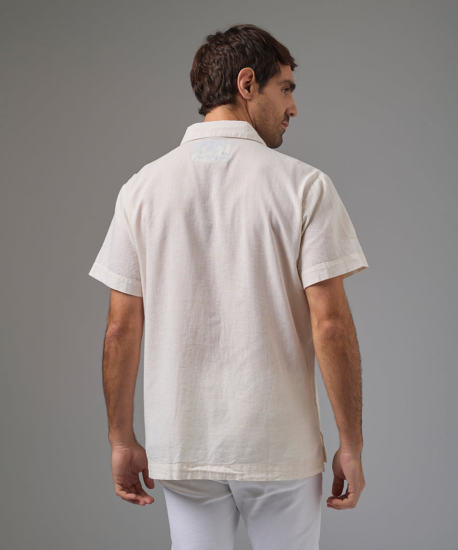 CAMISA MANGA CORTA LOOK LINO PECHERA OCULTA CLASSIC FIT HUESO PV26