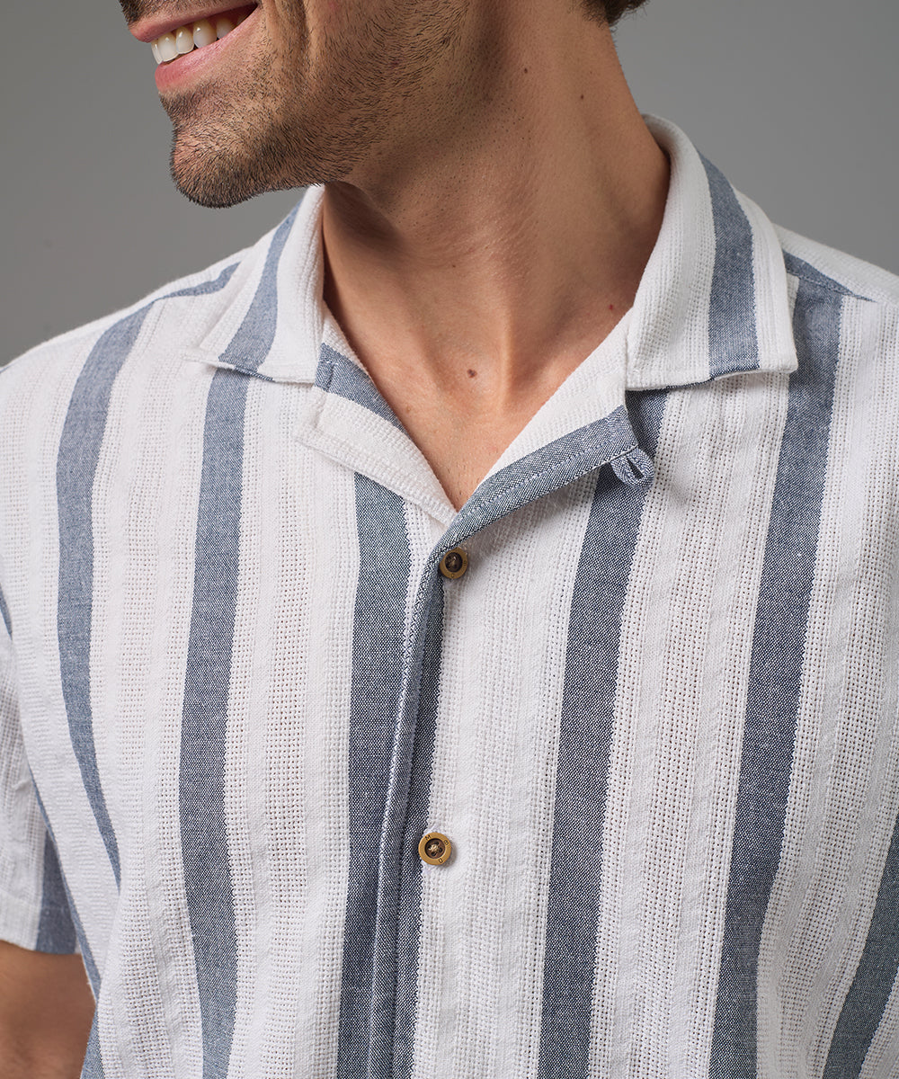 CAMISA MANGA CORTA CALADA CUELLO RESORT CLASSIC FIT AZUL PV26