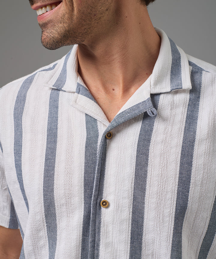 CAMISA MANGA CORTA CALADA CUELLO RESORT CLASSIC FIT AZUL PV26