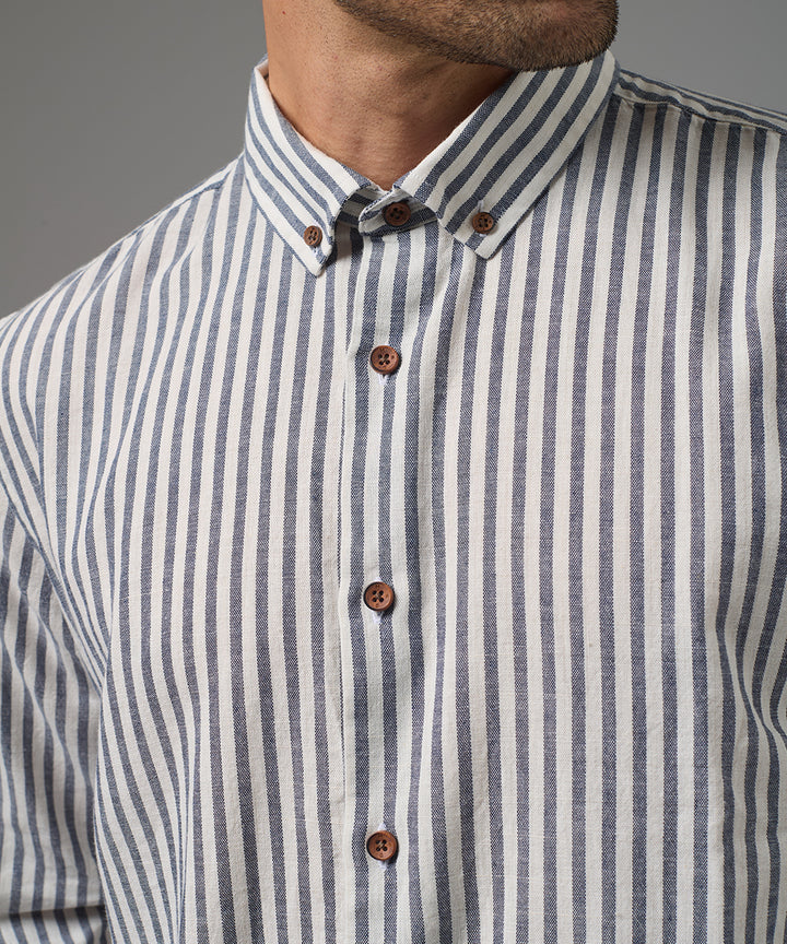 CAMISA MANGA LARGA CASUAL LOOK LINO RAYAS CUELLO BD CLASSIC FIT AZUL A RAYAS PV26