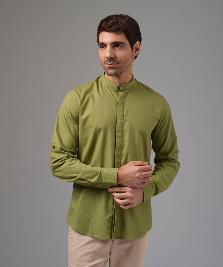 CAMISA MANGA LARGA ROLL UP CASUAL LOOK LINO CR C.NERU CLASSIC FIT VERDE CLARO PV26