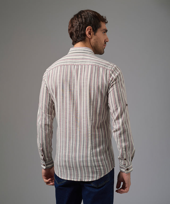 CAMISA MANGA LARGA CUELLO SPREAD SLIM FIT GUINDA A RAYAS PV26