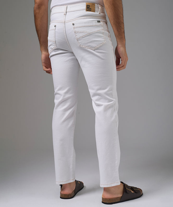PANTALON DENIM REGULAR FIT BLANCO PV26