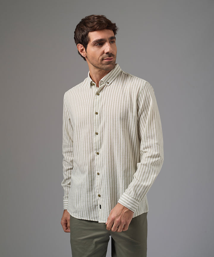 CAMISA MANGA LARGA CASUAL LOOK LINO RAYAS CUELLO BD CLASSIC FIT VERDE RAYAS PV26