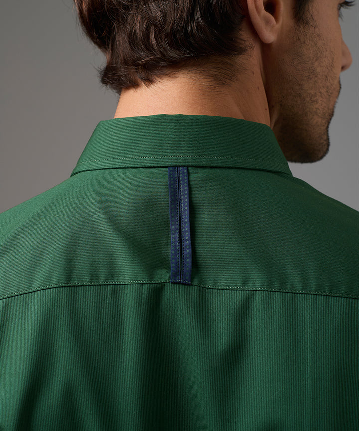 CAMISA MANGA LARGA CANESU EN CONTRASTE C.BD OCULTO ROLL UP SLIM FIT VERDE BOTELLA PV26