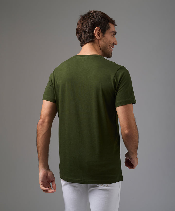 POLO MANGA CORTA CUELLO V BASICO VERDE MILITAR PV26