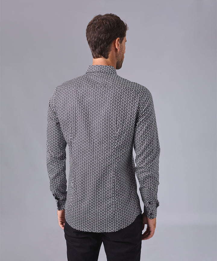CAMISA MANGA LARGA CUELLO NEW BUTTON DWON SLIM FIT BLANCO ESTAMPADO OI24