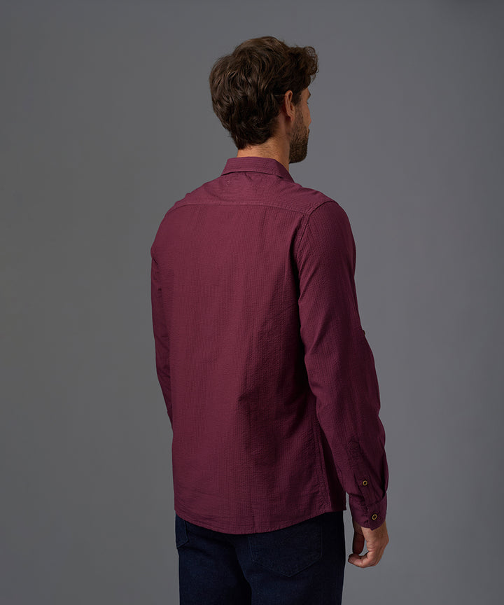 CAMISA MANGA LARGA SEERSUCKER CUELLO SPREAD CLASSIC FIT OI26