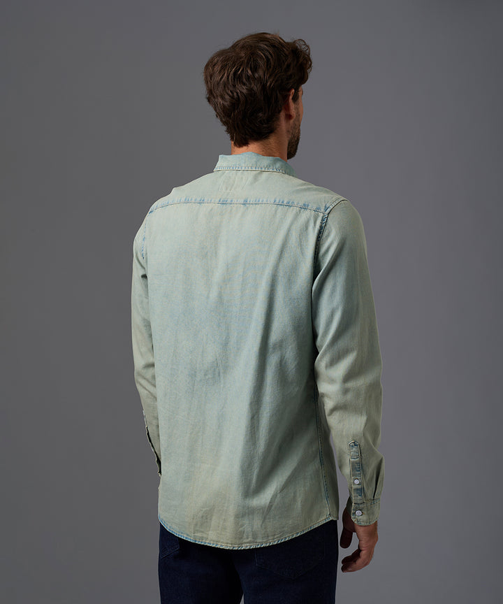 CAMISA MANGA LARGA ROLL UP DENIM CUELLO BUTTON DOWN CLASSIC FIT OI26