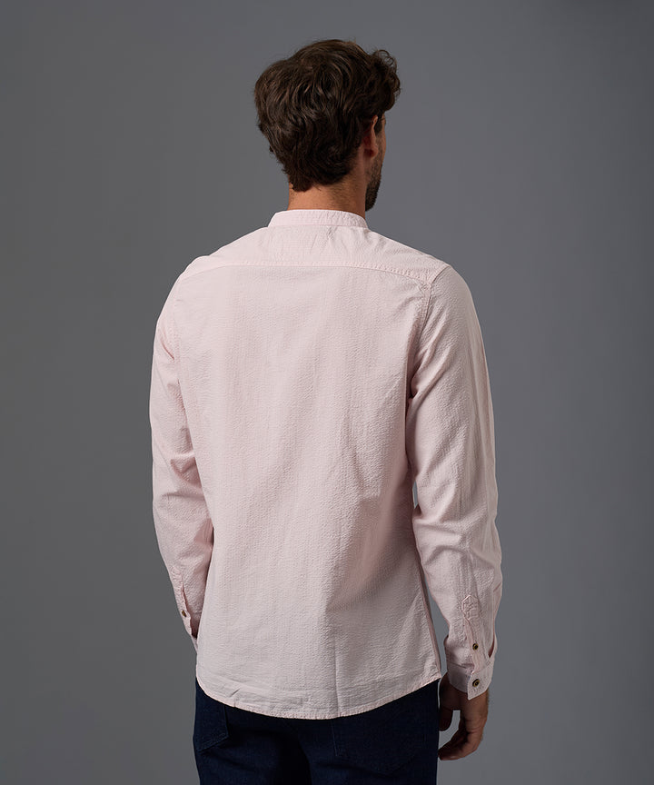 CAMISA MANGA LARGA SEERSUCKER TWISTED COLLAR CLASSIC FIT OI26