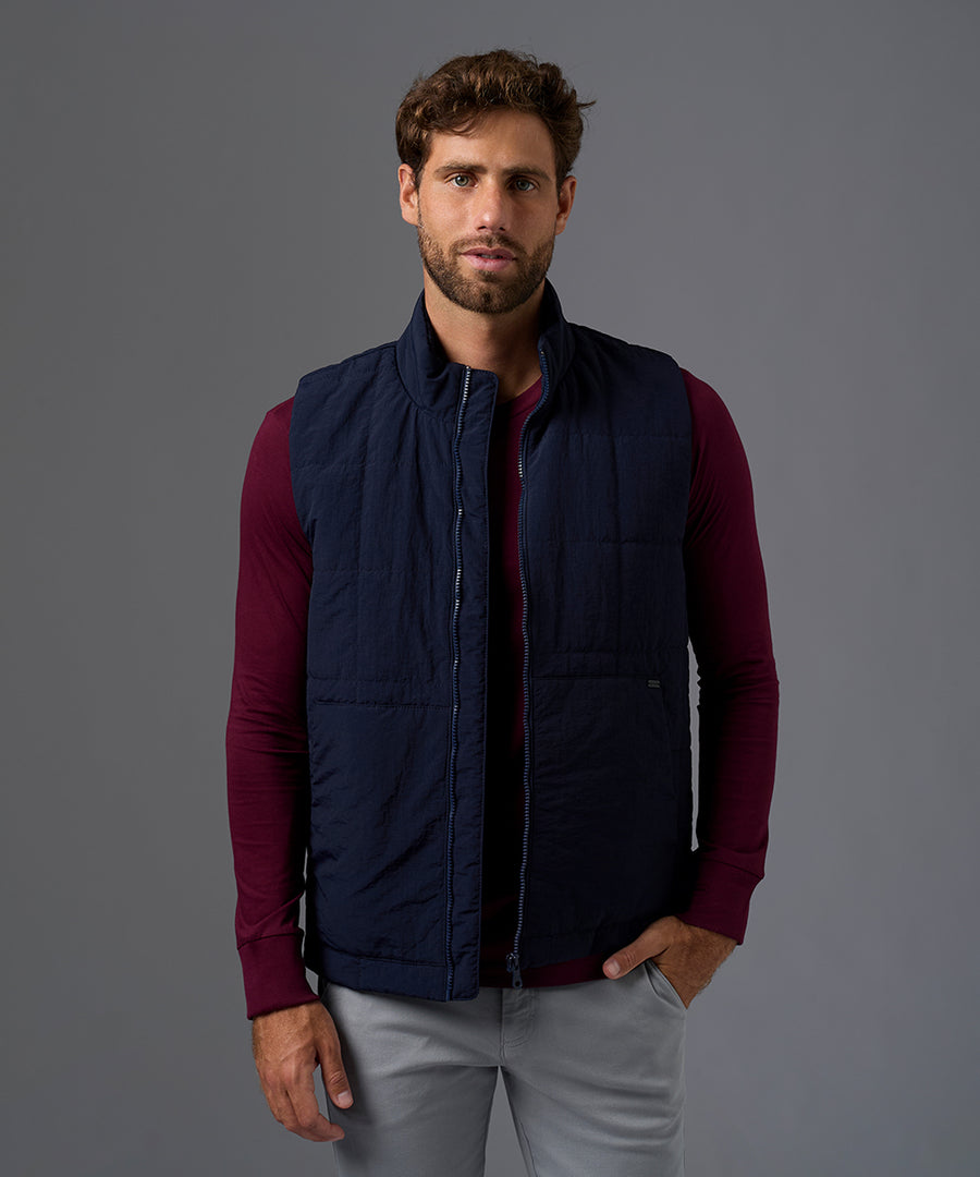 CHALECO IMPERMEABLE CUELLO REGULAR OI26