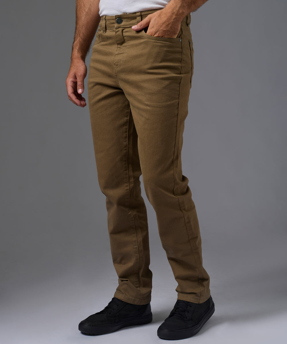 PANTALON DENIM SLIM FIT OI26