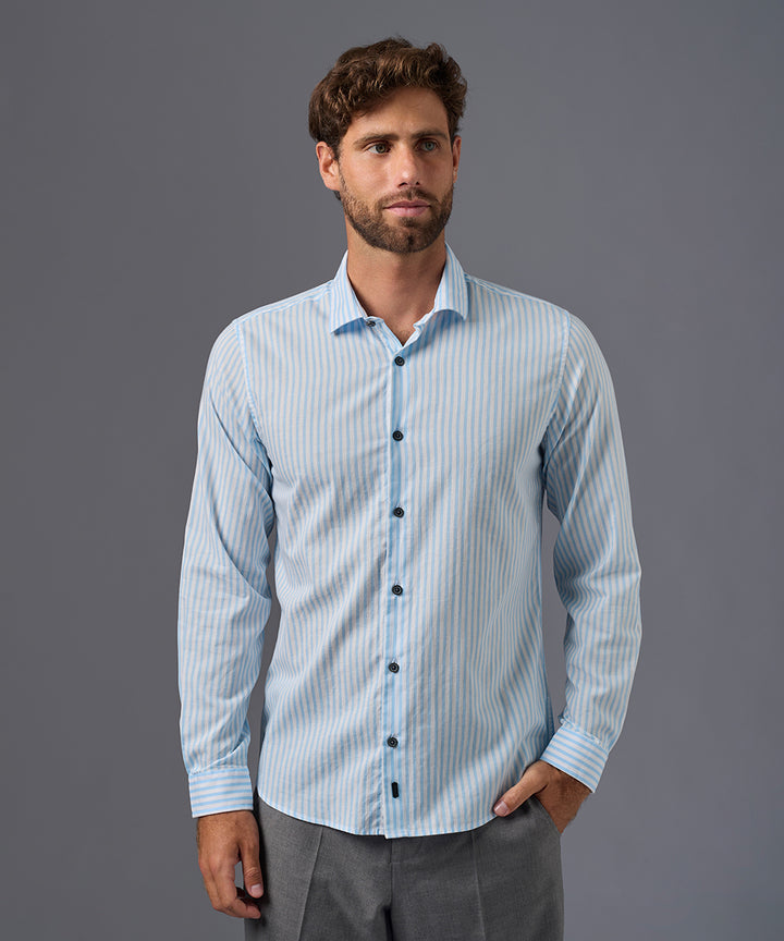 CAMISA MANGA LARGA POPELINA CUELLO SPREAD CLASSIC FIT OI26