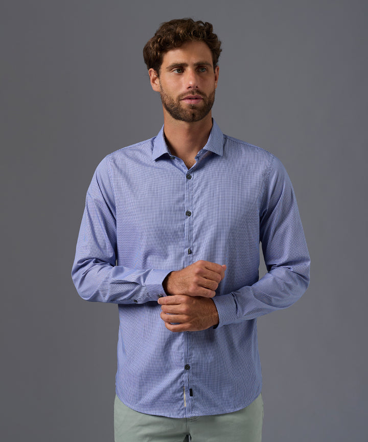 CAMISA MANGA LARGA PECHERA OJAL SLIM FIT OI26