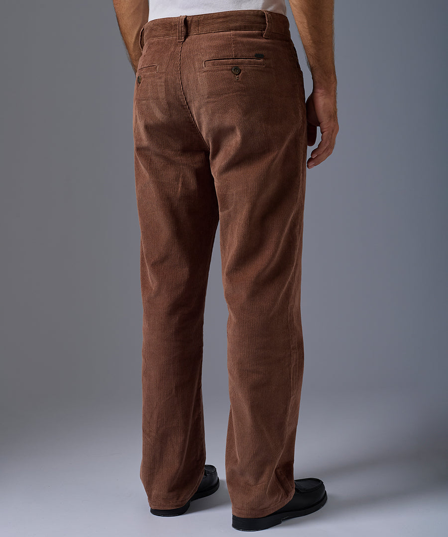 Pantalón Corduroy Classic Fit