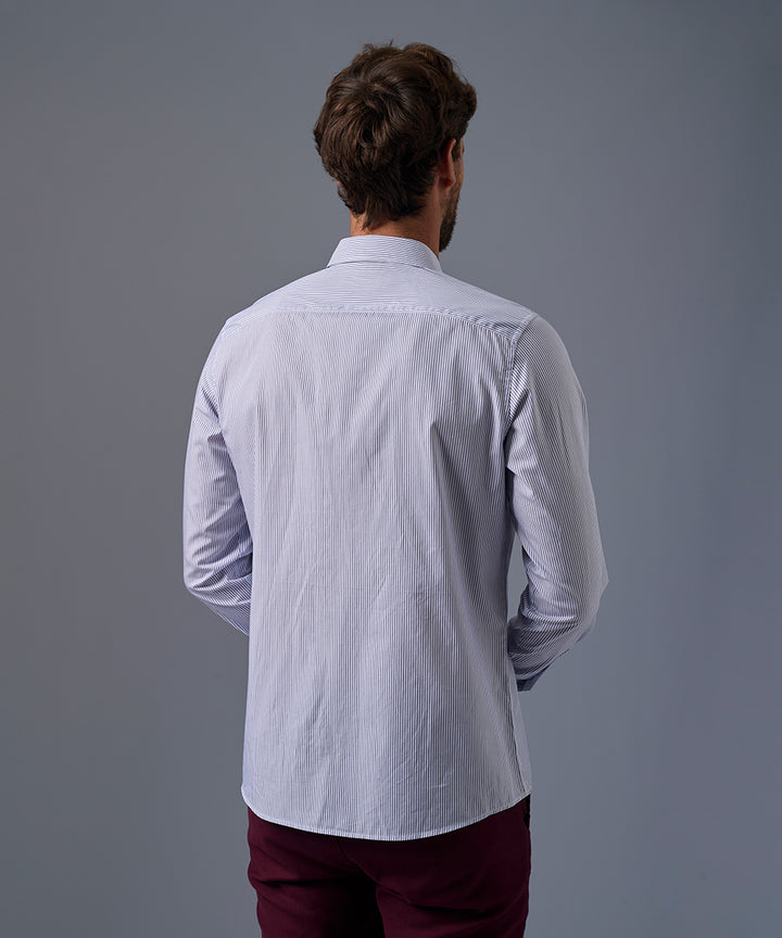 Camisa con Bolsillo Classic Fit