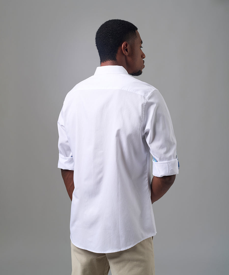 CAMISA MANGA LARGA CUELLO PUNTA REDONDEADO ROLL UP CLASSIC FIT BLANCO OI25