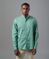 CAMISA MANGA LARGA CUELLO NERU DESMONTABLE CLASSIC FIT VERDE ESTAMPADO OI25