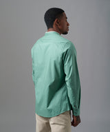 CAMISA MANGA LARGA CUELLO NERU DESMONTABLE CLASSIC FIT VERDE ESTAMPADO OI25