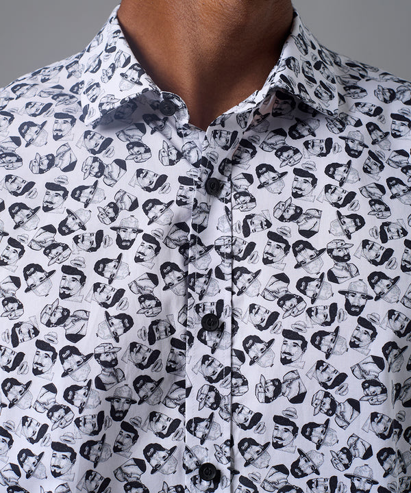CAMISA MANGA LARGA FACES CLASSIC FIT BLANCO ESTAMPADO OI25