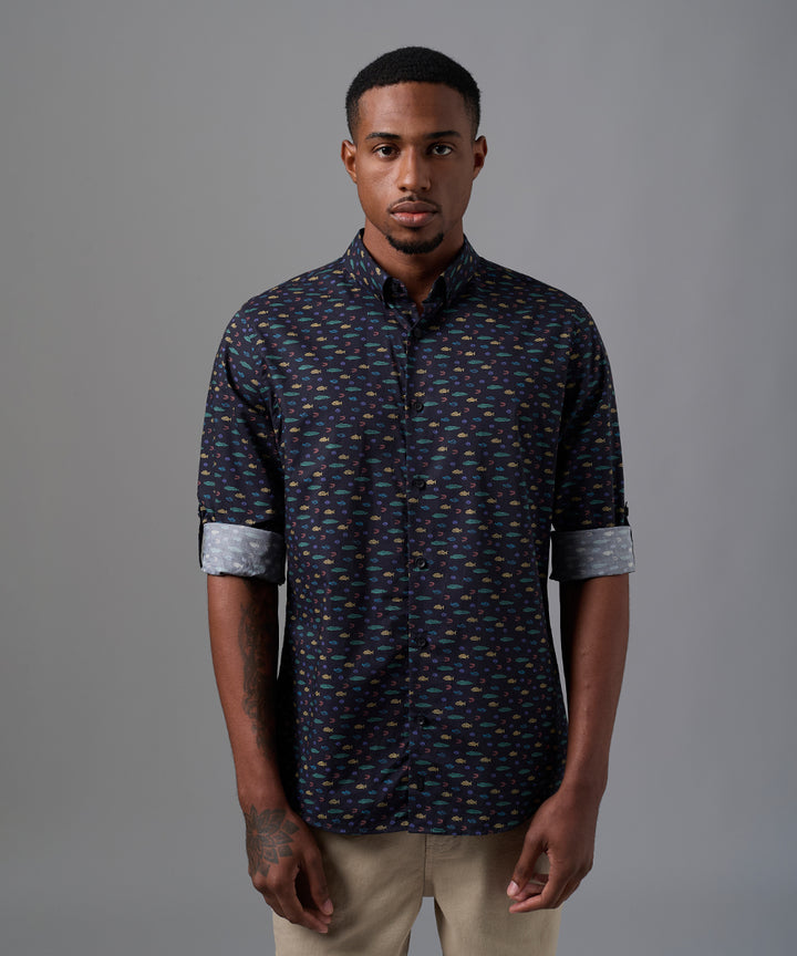 CAMISA MANGA LARGA PECES DE RIO CLASSIC FIT NEGRO ESTAMPADO OI25